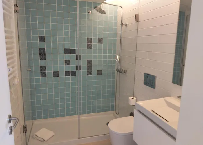 Timeless Elegance Boutique For Two Porto